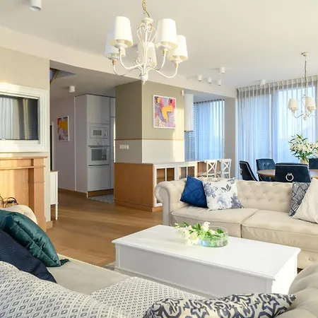 Hotel apartamentowy Inqse Marina 4*