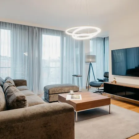Hotel apartamentowy Inqse Marina 4*